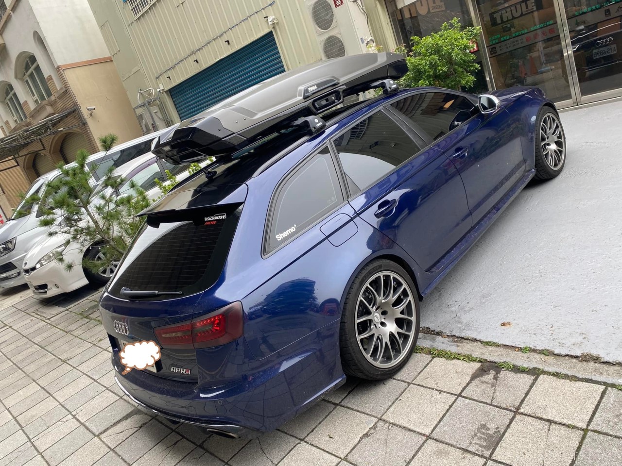 【THULE】THULE WingBar Edge黑色包覆式橫桿 & THULE Vector Alpine 鈦色車頂箱---AUDI A4 Avant 實裝