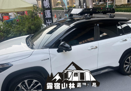 【YAKIMA】Offgrid Medium 中型行李盤