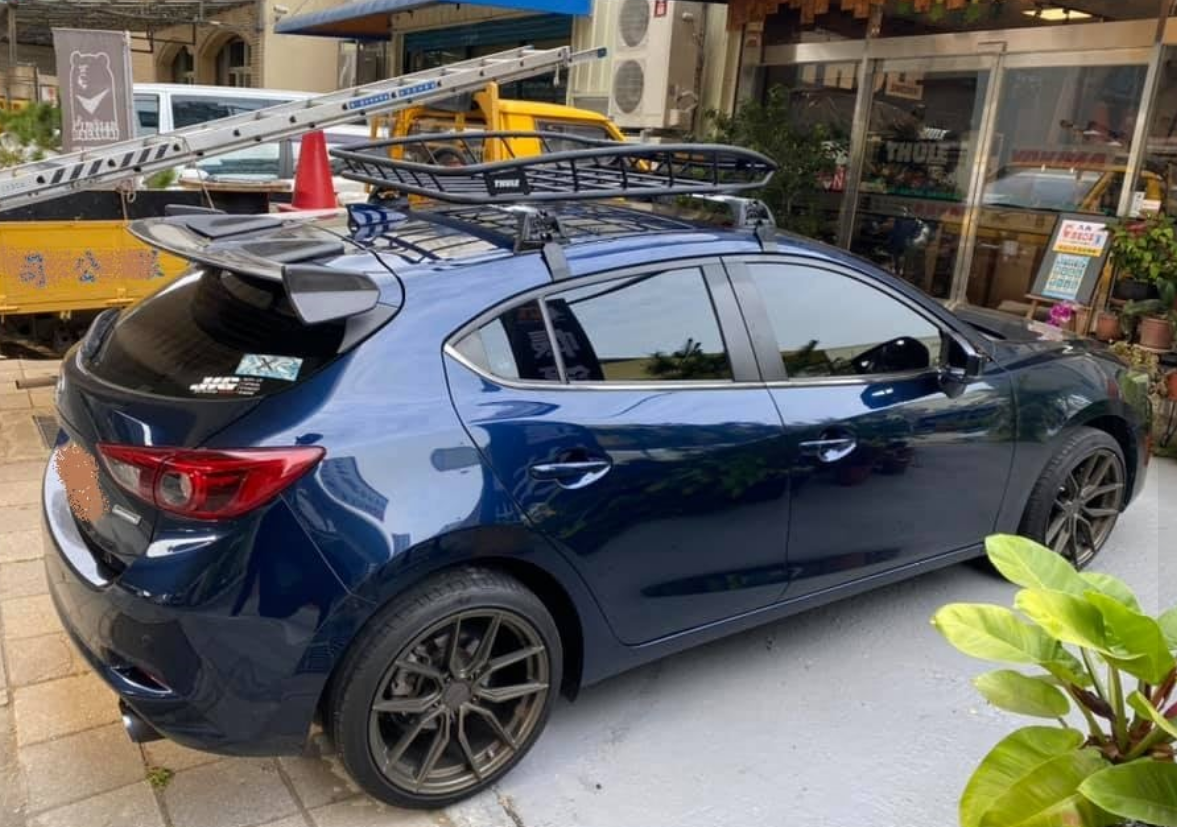 【THULE】Canyon XT 霧黑色車頂行李盤