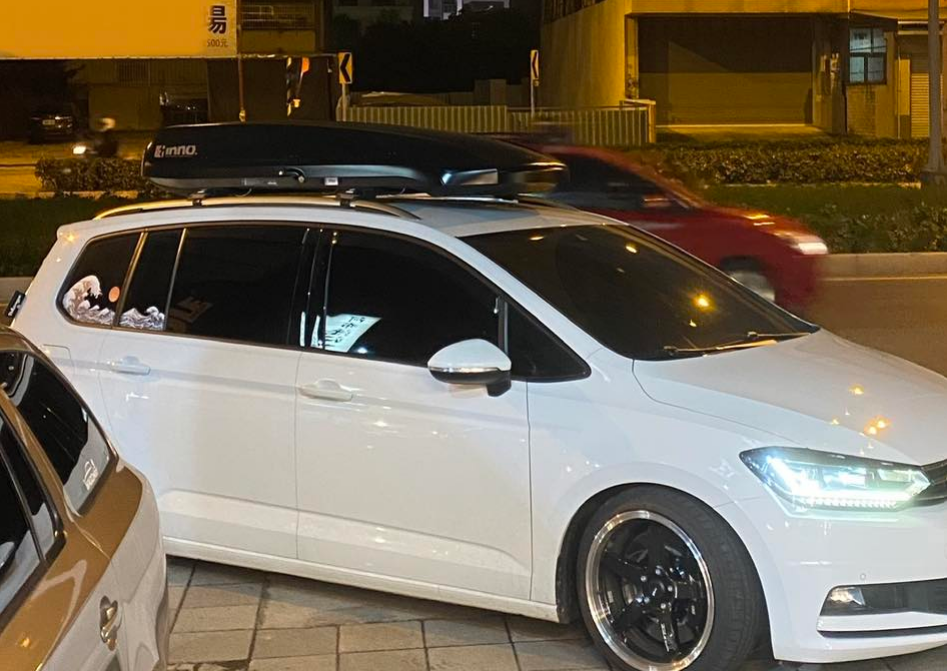 【inno】Shadow 16 BR1220TBK 車頂行李箱
