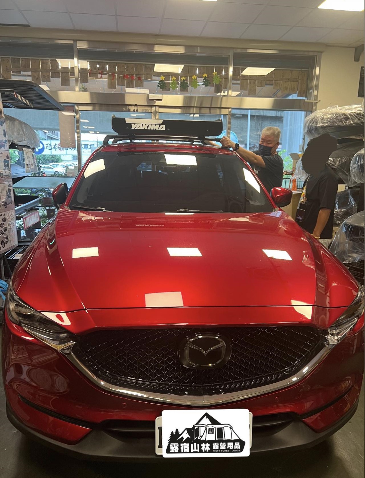 【Mazda】Whispbar Flush Bar & YAKIMA LoadWarrior  CX-5實裝