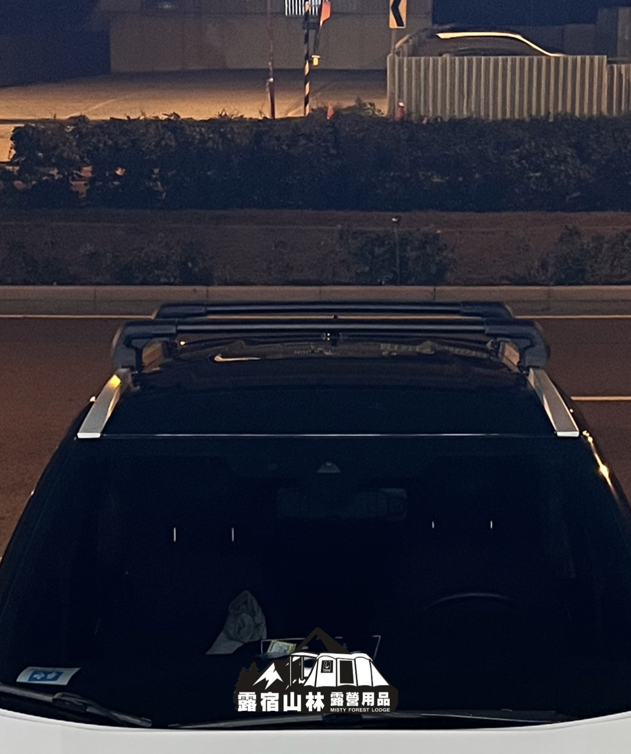 【Nissan】Kicks X THULE WingBar Edge 黑色包覆式橫桿實車安裝